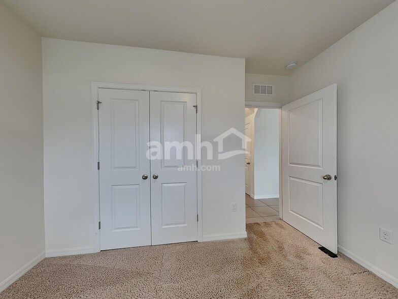 Building Photo - 3011 Bridgeman Ct