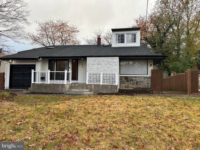 Primary Photo - 1617 Bryant Rd