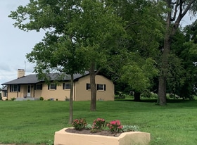 Building Photo - 2900 Newtown Pike