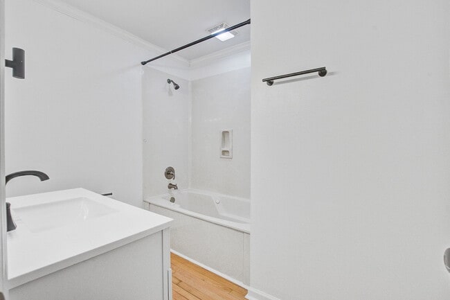 Building Photo - 1248 Winchester Dr