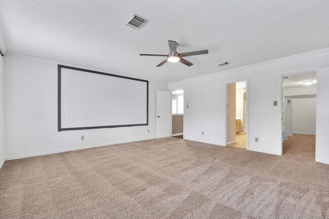 Building Photo - Spacious Two-Story Home in Schertz, TX