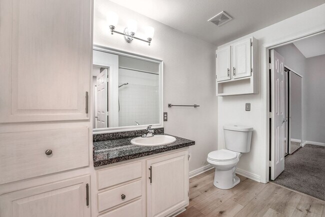 Building Photo - Light-Filled Dual-Suite Condo with Soaring Ceilings, Fireplace & Private Balcony in Amenity-Rich ...