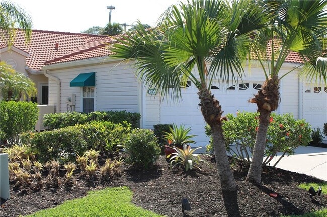 Building Photo - 7537 Preserves Ct