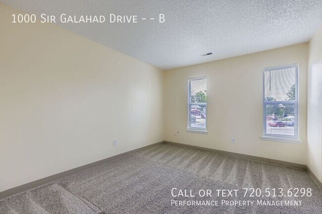 Building Photo - 1000 Sir Galahad Dr
