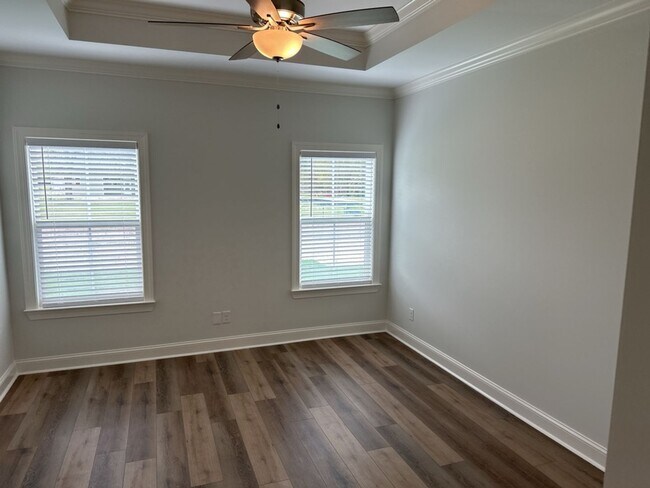 Building Photo - 20 Owens Rd