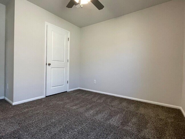 Building Photo - 3409 Piney River Dr