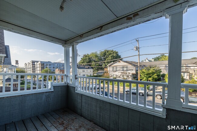 Building Photo - 793 Brewster St