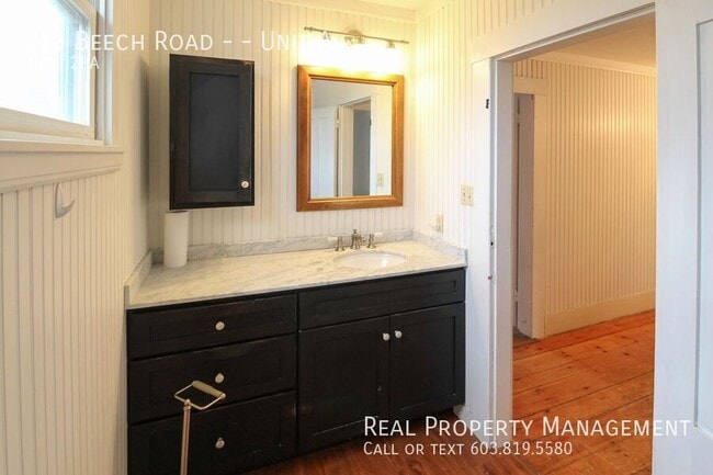 Building Photo - 213 Beech Rd