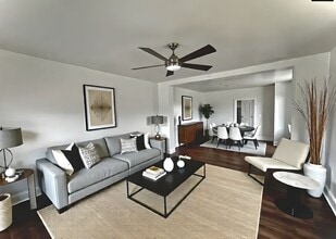Building Photo - 3 Bedroom 1 Bathroom in Elizabethtown!
