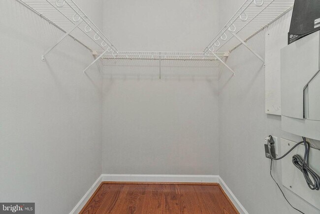 Building Photo - 501 Hungerford Dr