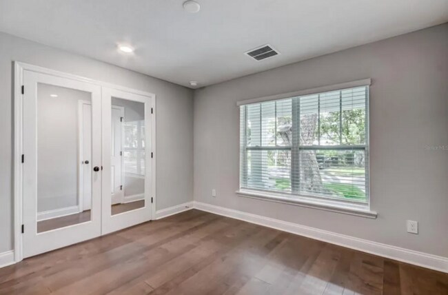 Building Photo - 1745 Hourglass Dr