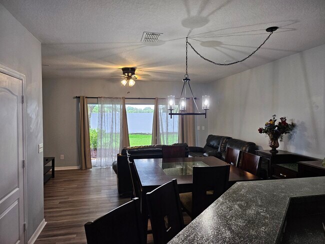 Building Photo - 10742 Savannah Wood Ct