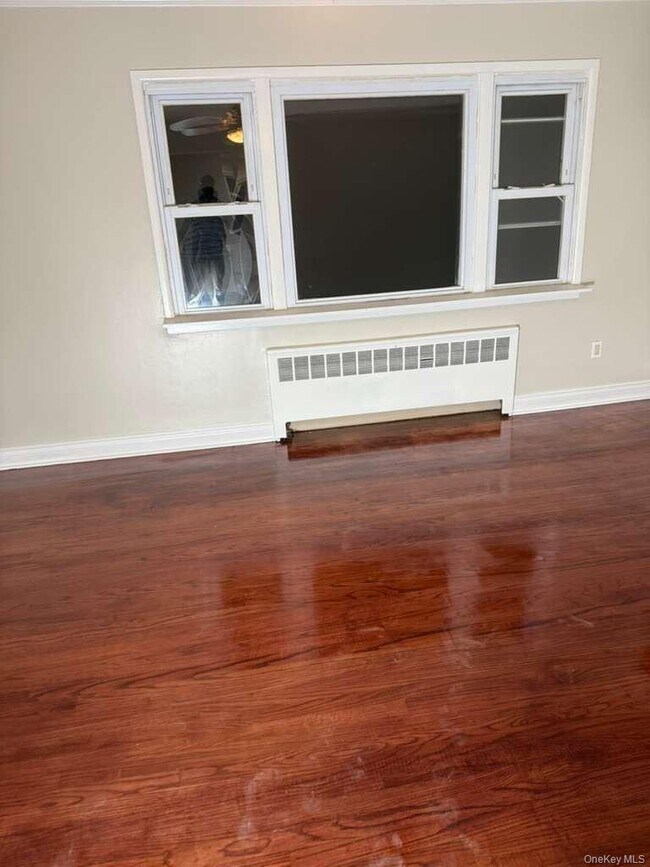 Building Photo - 168 Bennett Ave