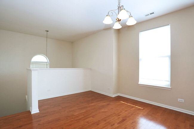 Building Photo - 1359 Scarboro Rd