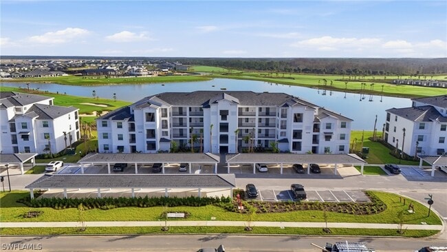 Building Photo - 15375 Grn Acrs Ave