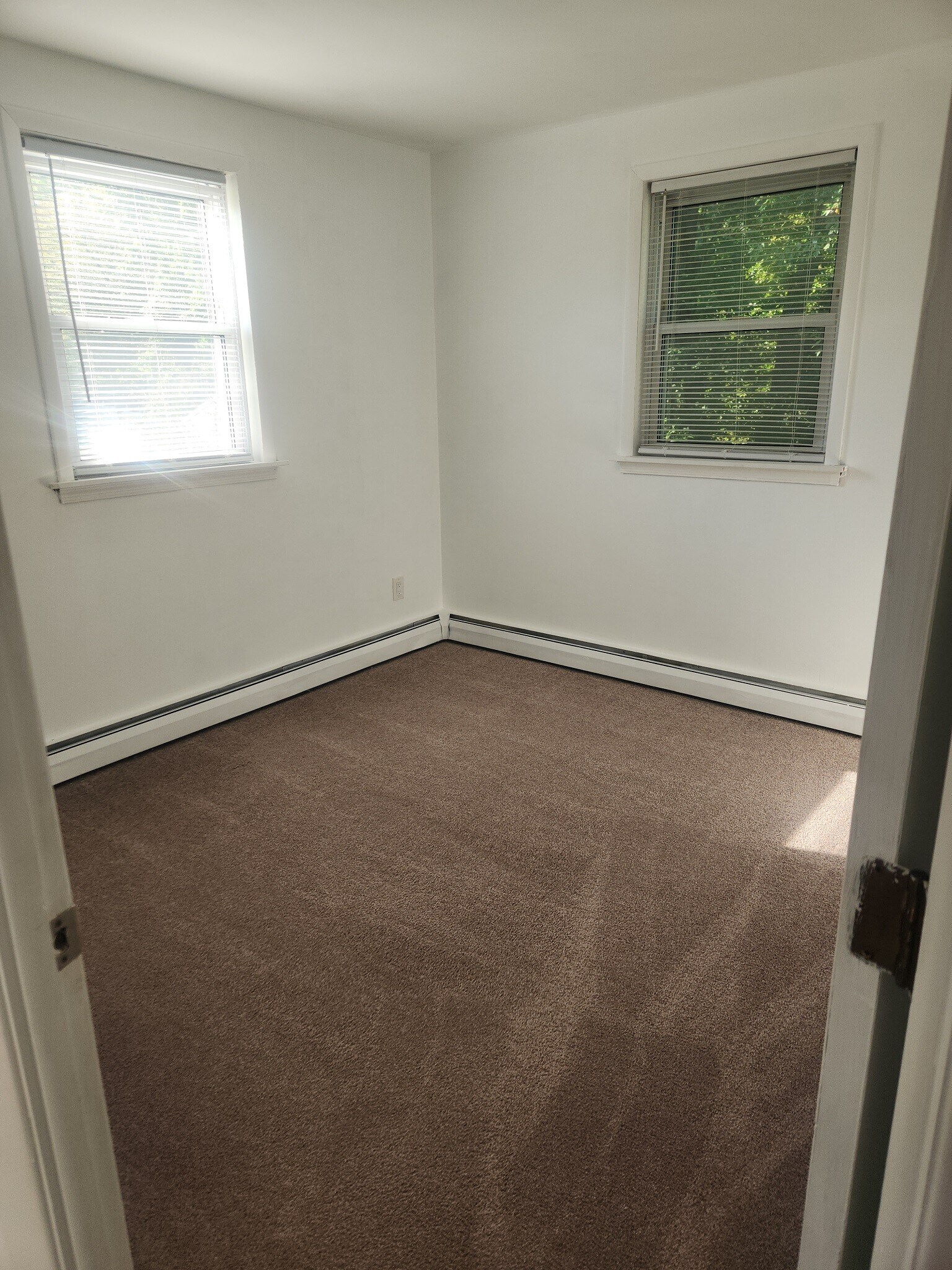 Building Photo - 662 Parmentier Rd