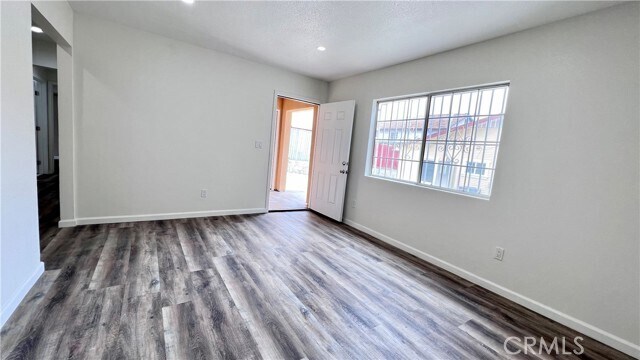 Building Photo - 651 Maltman Ave