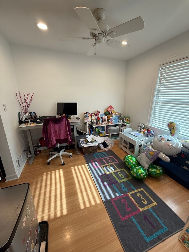 Building Photo - Charming Renovated Home for Rent