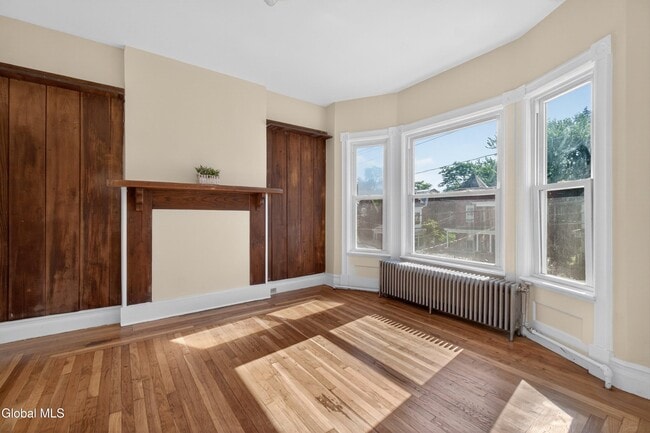 Building Photo - 2333 15th St