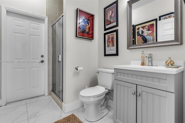 Building Photo - 16605 SW 55th Terrace