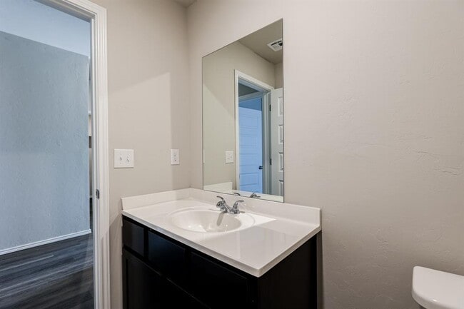 Building Photo - 11832 KAMERON Wy