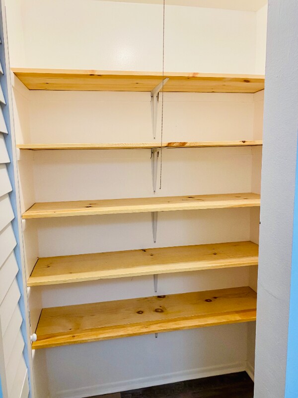 Building Photo - 420 Breakwater Dr