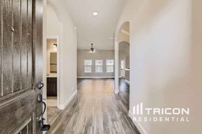 Building Photo - 172 Landsdale Cir
