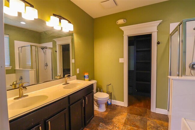 Building Photo - 7438 Tonsley Springs Dr