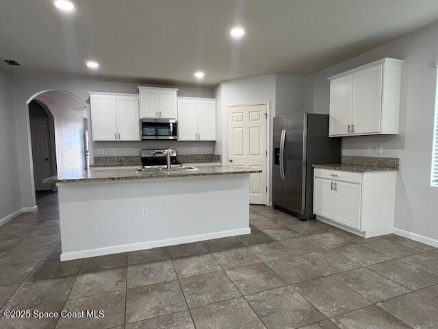 Building Photo - 900 Old Country Rd S E