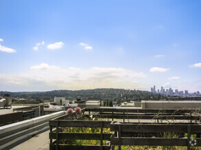 Building Photo - Modern Top-Floor Condo in U-District