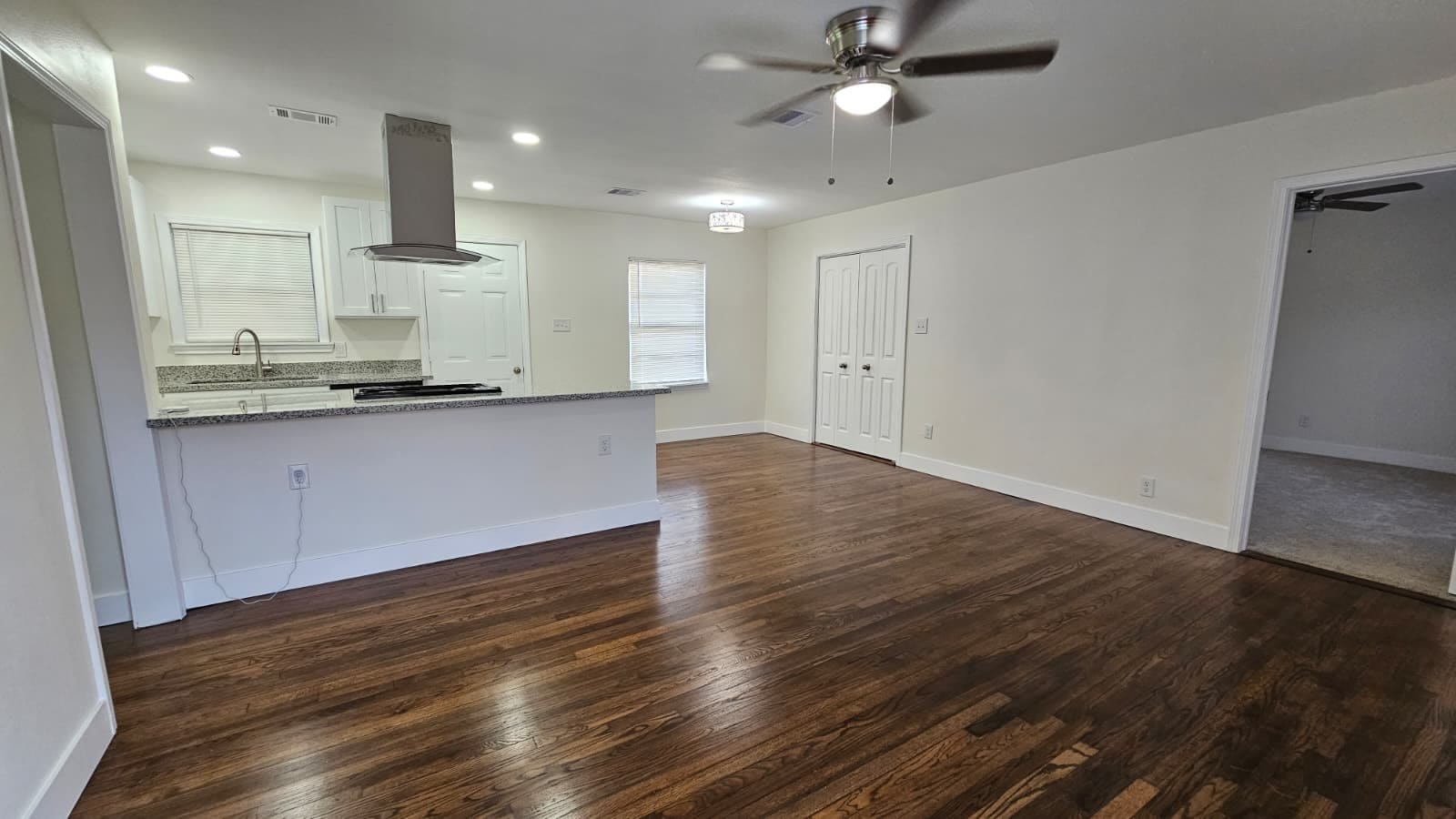 Building Photo - 6806 Jay St