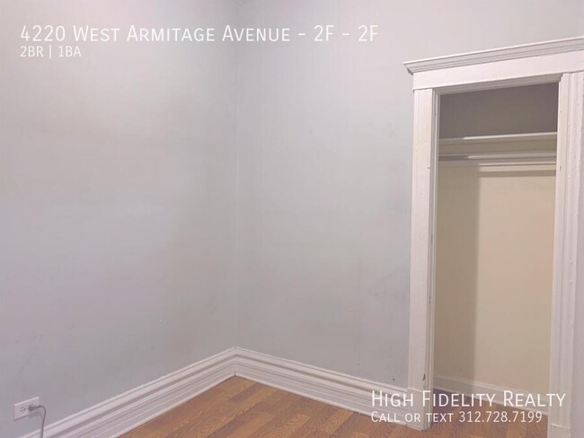 Building Photo - 4220 W Armitage Ave