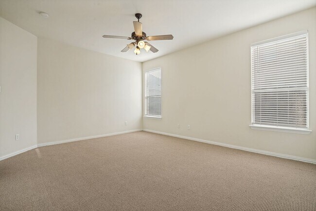 Building Photo - 1000 Leoti Ln