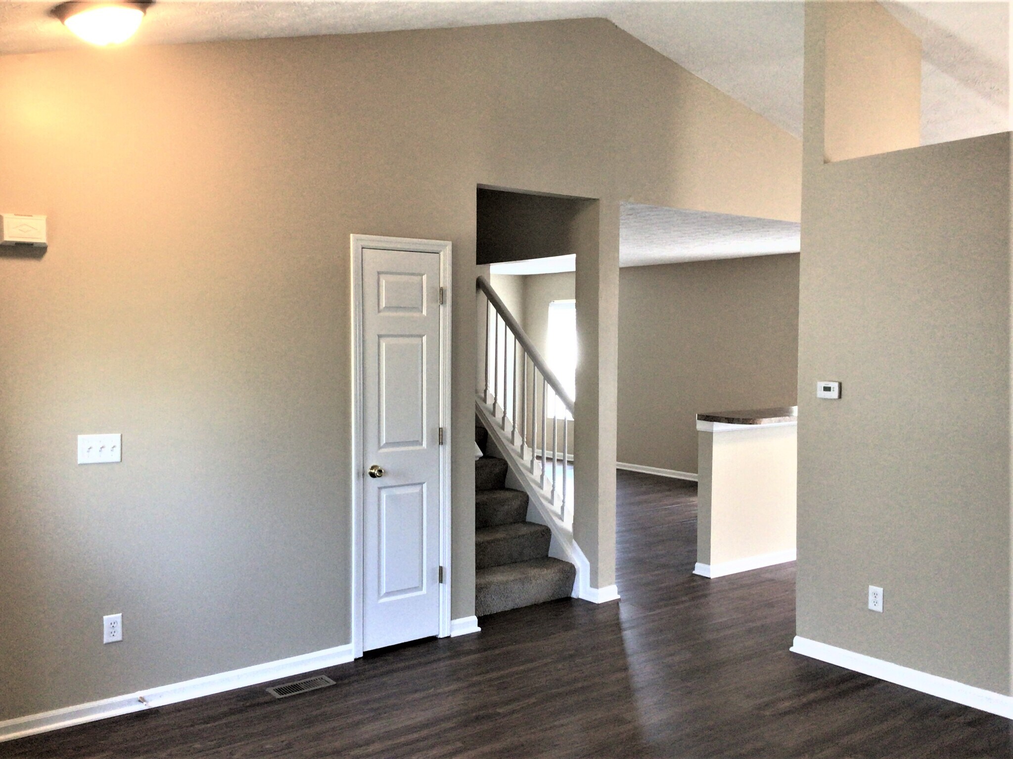Building Photo - 221 Choctaw Cir
