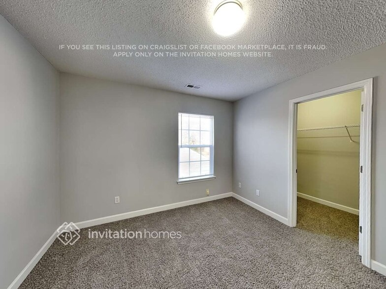 Building Photo - 4840 Aldersbrook Dr