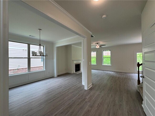 Building Photo - 3677 Lockaby Way