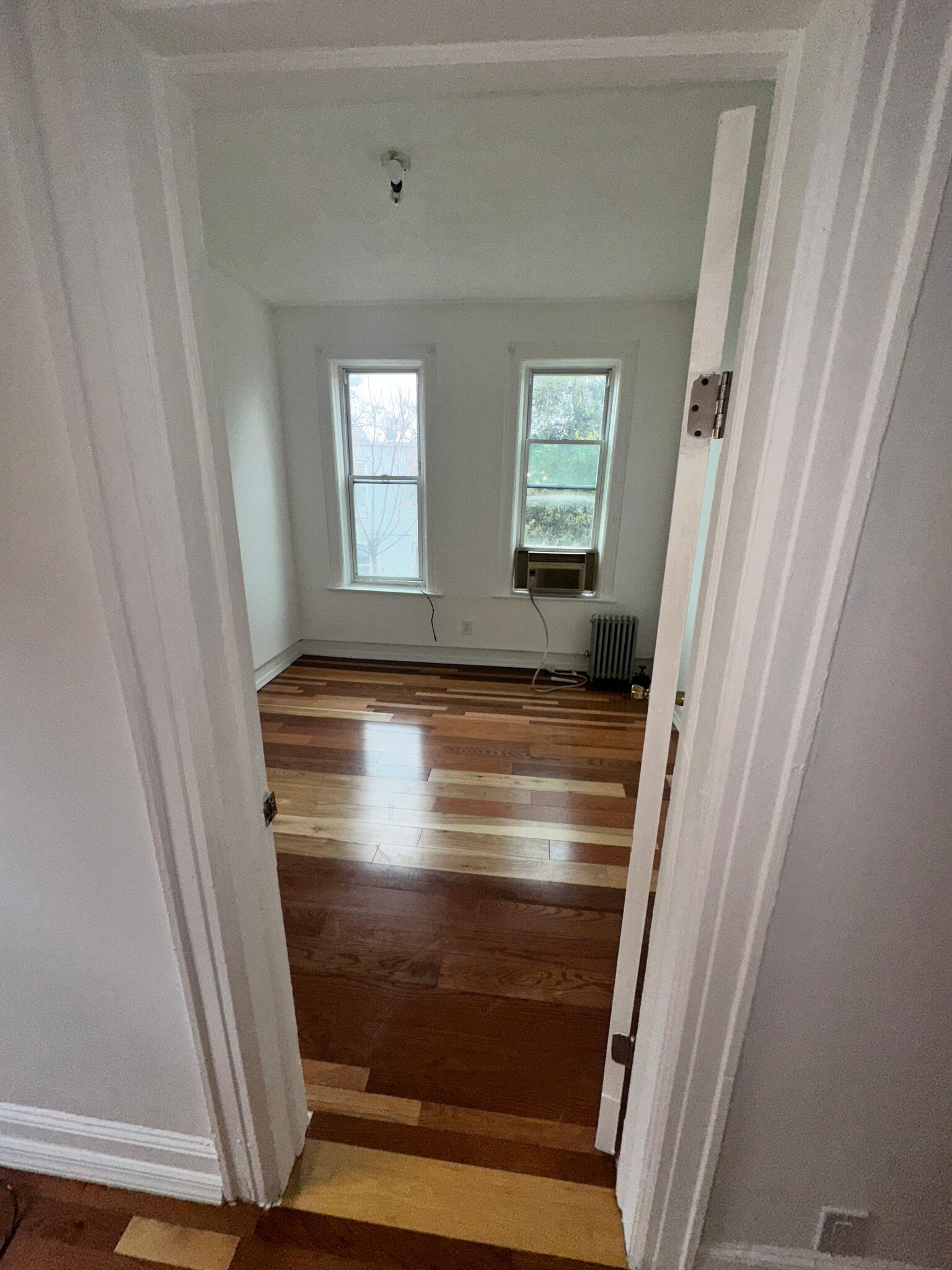 Building Photo - 108 E 95th St