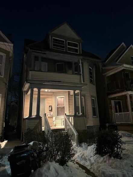 Building Photo - 96 N Essex Ave