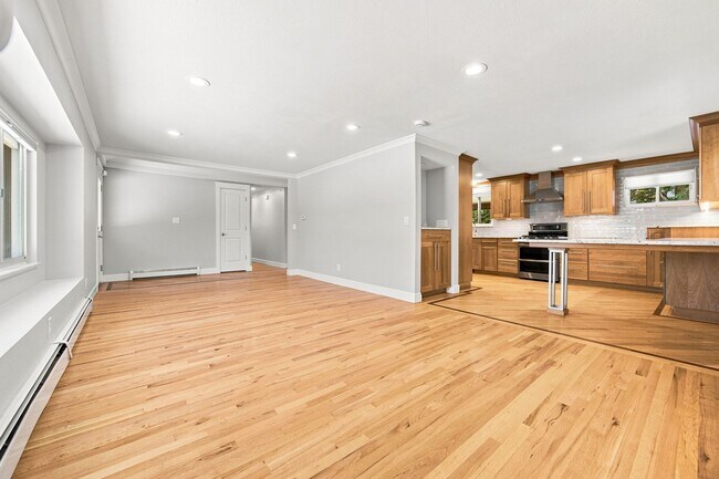 Building Photo - Charming 3-Bedroom Home in Lakewood, CO