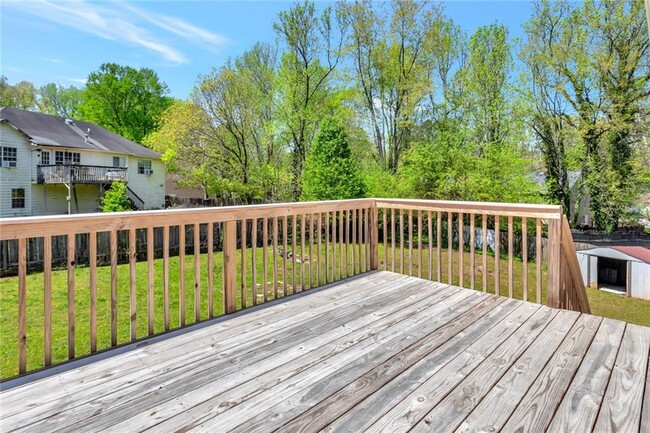 Building Photo - 826 Grindstone Ct