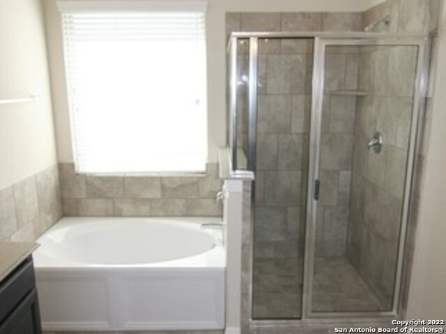 Building Photo - 5633 Briar Fld