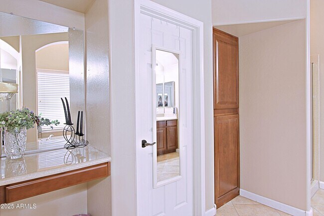 Building Photo - 18560 E Strawberry Dr