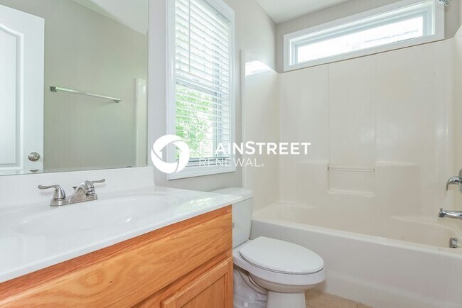 Building Photo - 3 Bedroom Pet-Friendly Home in Huntersville, NC with Main Street Renewal
