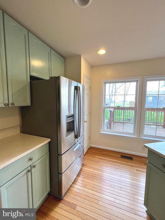 Building Photo - 19 Bruce Dr