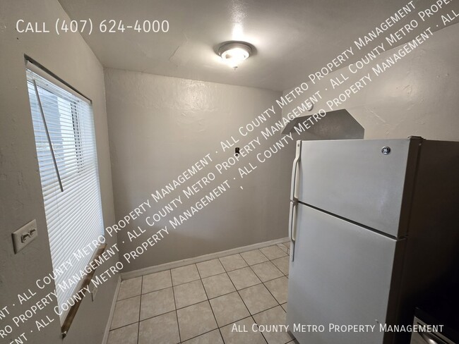 Building Photo - Affordable Orlando 2 Bedroom Duplex