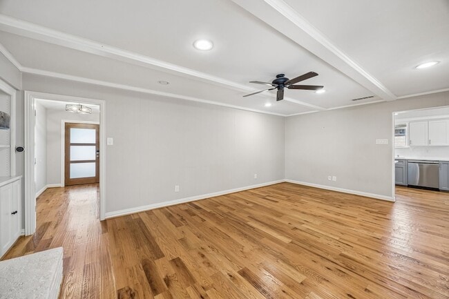 Building Photo - 2223 Freeland Way