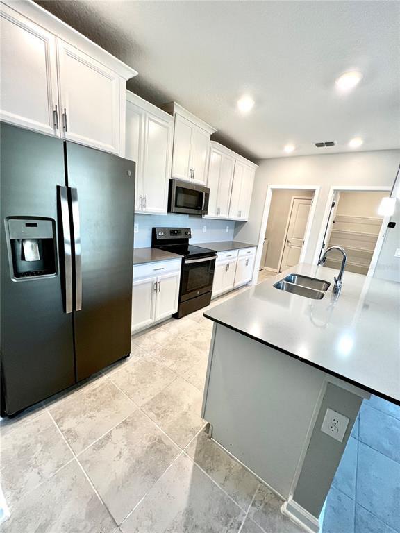Building Photo - 2926 Black Birch Dr