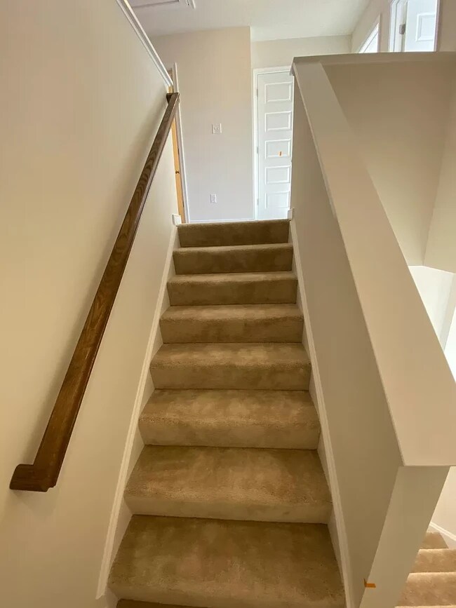 Building Photo - 12867 Deep Well Rd