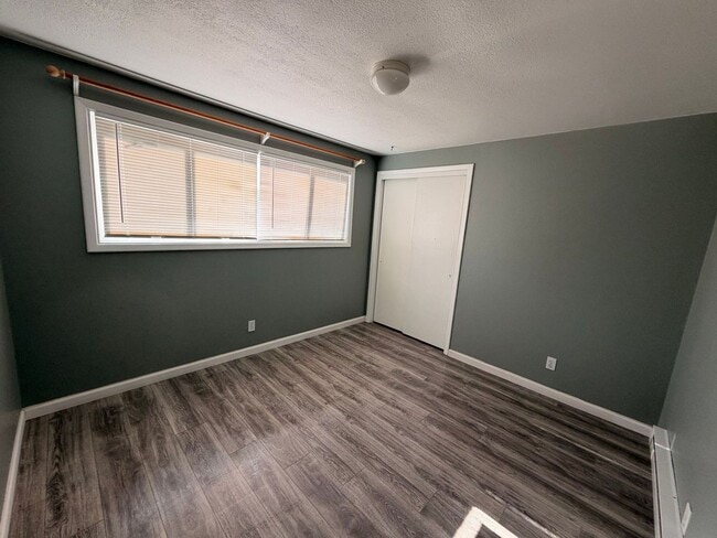 Building Photo - 5883 Onyx Ave