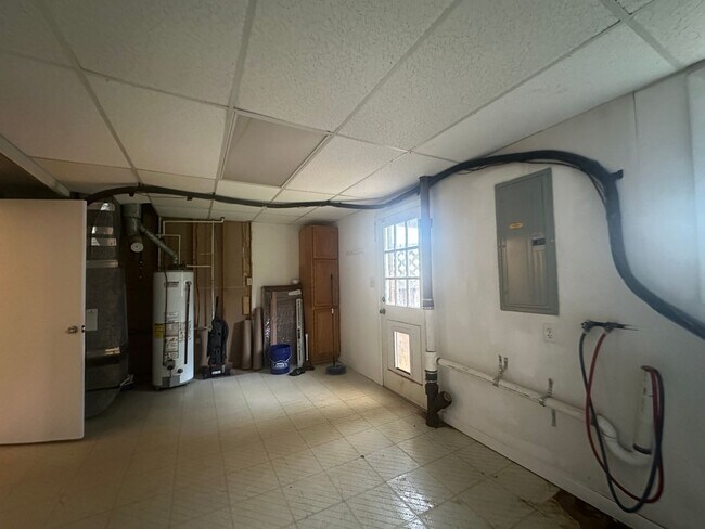 Building Photo - Vinton/Roanoke County 4 BR!